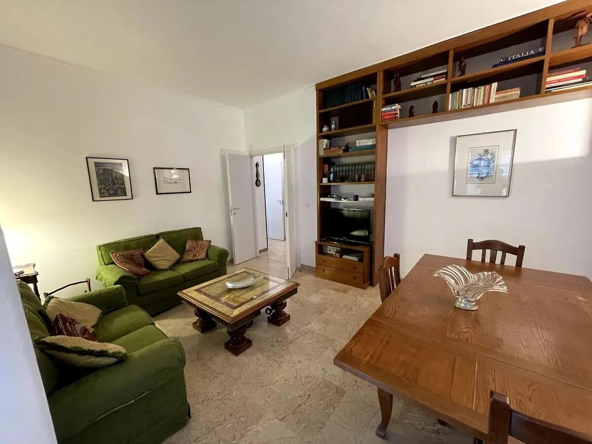 Desy Vatican House Rome 0*,  Italy